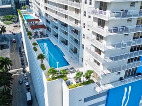 1200 Brickell Bay Dr 2514, Miami FL 33131