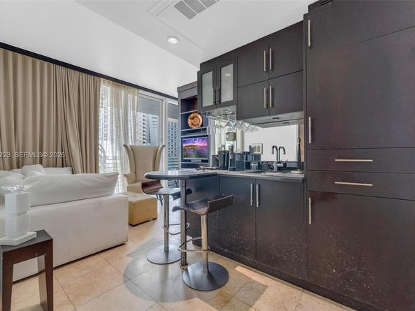 1437 Collins Ave PH18, Miami Beach FL 33139