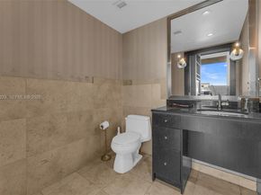 1437 Collins Ave PH18, Miami Beach FL 33139