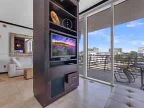 1437 Collins Ave PH18, Miami Beach FL 33139