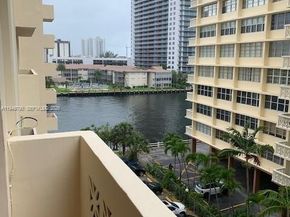 1833 S Ocean Dr 607, Hallandale Beach FL 33009