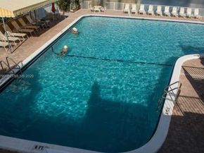 1833 S Ocean Dr 607, Hallandale Beach FL 33009