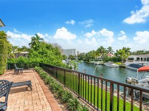 1265 S Alhambra Cir, Coral Gables FL 33146