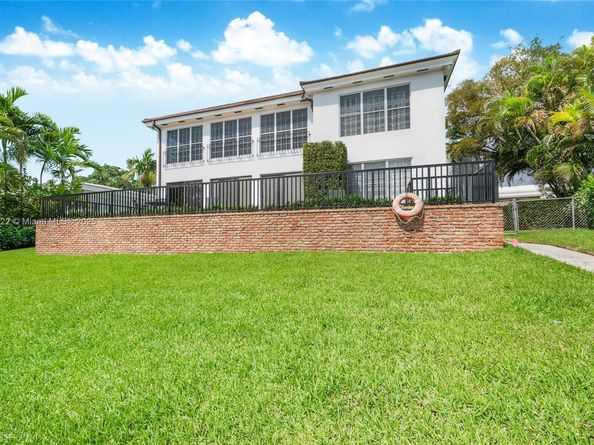 1265 S Alhambra Cir, Coral Gables FL 33146