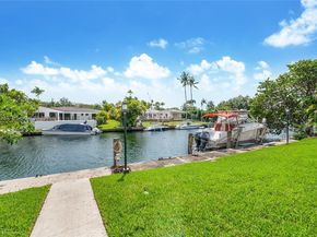 1265 S Alhambra Cir, Coral Gables FL 33146