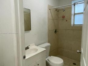 1021 NW 3rd st 206, Miami FL 33128