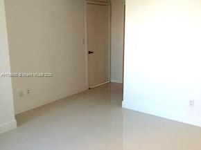 325 S Biscayne Blvd 2122, Miami FL 33131