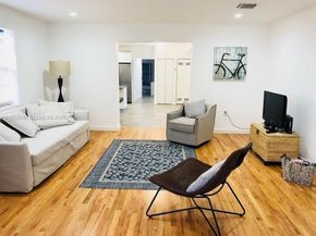 2375 NE 185th St, Miami FL 33180