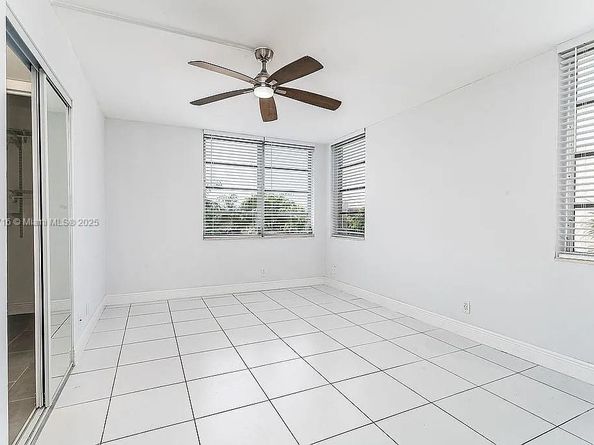 1931 Sabal Palm Dr 301, Davie FL 33324