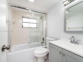 1931 Sabal Palm Dr 301, Davie FL 33324