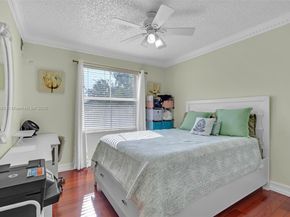 5381 SW 38th Way, Hollywood FL 33312