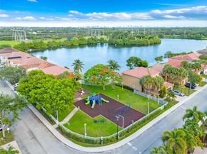 5381 SW 38th Way, Hollywood FL 33312
