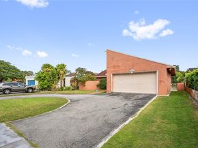 2851 SW 117th Ave, Miami FL 33175