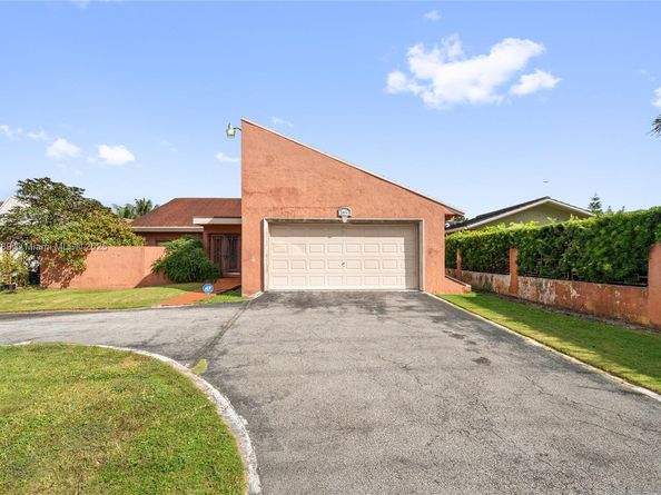 2851 SW 117th Ave, Miami FL 33175
