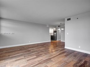 3100 W Rolling Hills Cir 403, Davie FL 33328