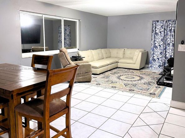11515 NW 32nd Ct, Coral Springs FL 33065