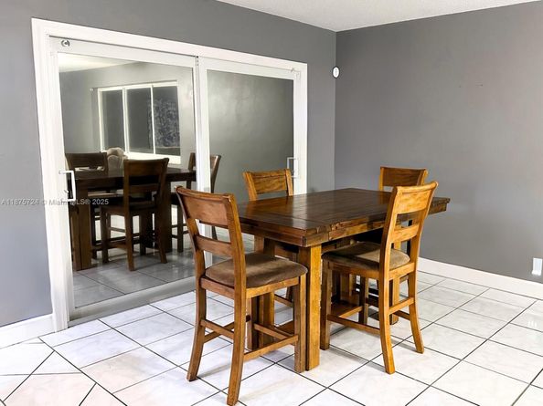 11515 NW 32nd Ct, Coral Springs FL 33065