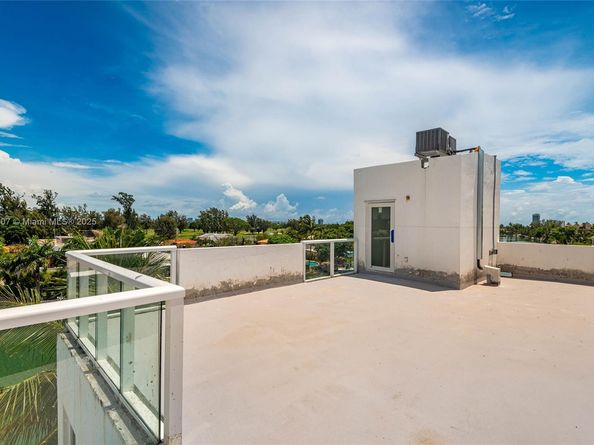 1975 Calais Dr 5, Miami Beach FL 33141