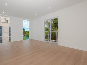 1975 Calais Dr 5, Miami Beach FL 33141