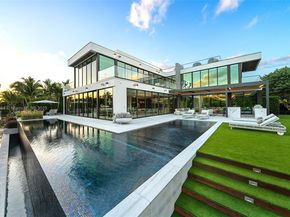 790 Lake Rd, Miami FL 33137