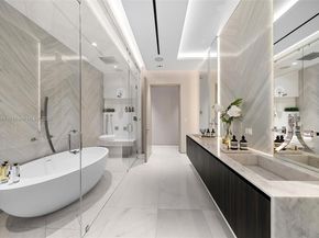 790 Lake Rd, Miami FL 33137