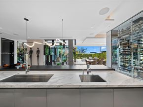 790 Lake Rd, Miami FL 33137