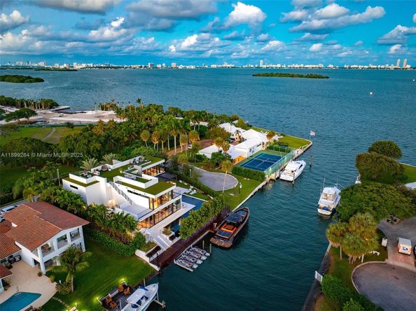 790 Lake Rd, Miami FL 33137