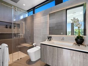 790 Lake Rd, Miami FL 33137