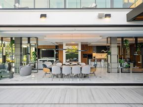 790 Lake Rd, Miami FL 33137