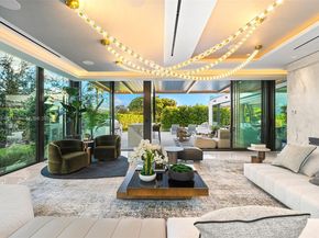 790 Lake Rd, Miami FL 33137