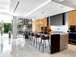 790 Lake Rd, Miami FL 33137