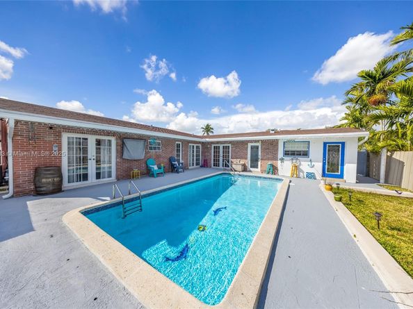 9985 Marlin Road, Cutler Bay FL 33157