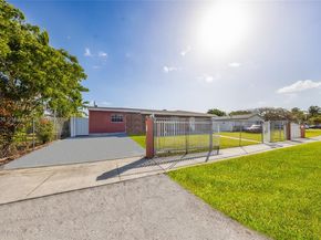 9985 Marlin Road, Cutler Bay FL 33157