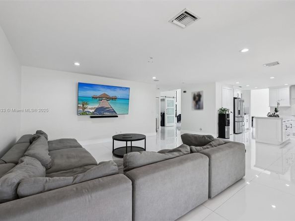 3536 SW 173rd Way, Miramar FL 33029