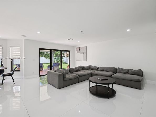 3536 SW 173rd Way, Miramar FL 33029