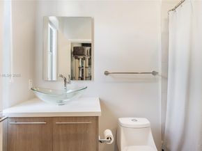 466 SE 1st Cir, Pompano Beach FL 33060