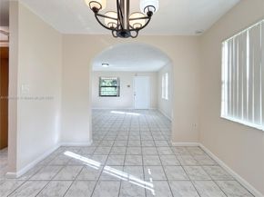 318 SW 5th St, Homestead FL 33030