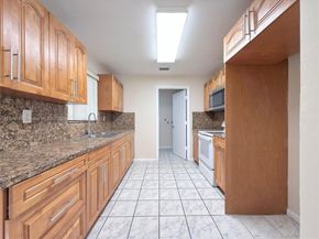 318 SW 5th St, Homestead FL 33030