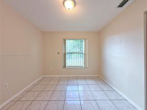 318 SW 5th St, Homestead FL 33030