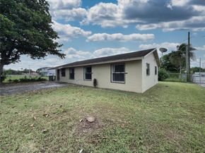 318 SW 5th St, Homestead FL 33030