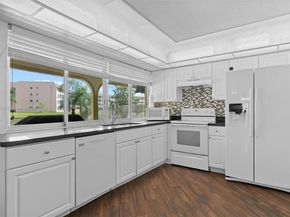 2600 NW 105th Ln, Sunrise FL 33322