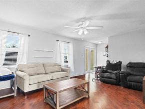 2600 NW 105th Ln, Sunrise FL 33322