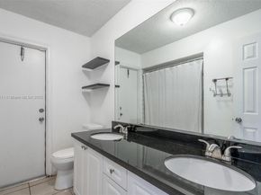 2600 NW 105th Ln, Sunrise FL 33322