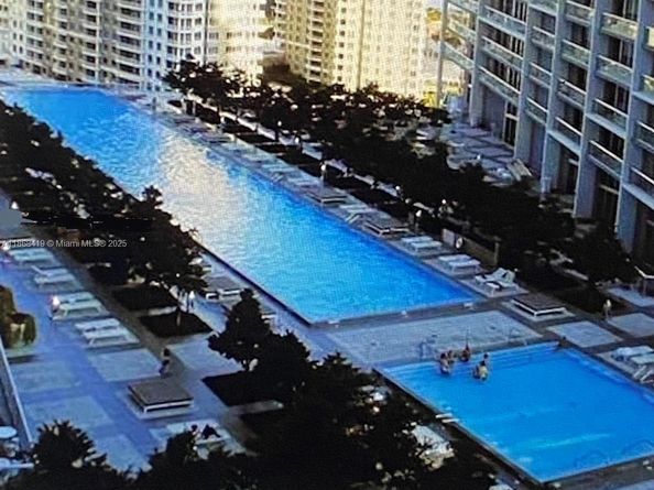 475 Brickell Ave 3510, Miami FL 33131