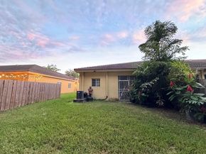 1236 NE 32nd Ave, Homestead FL 33033
