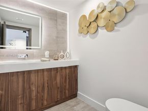 1930 Bay Dr 4, Miami Beach FL 33141