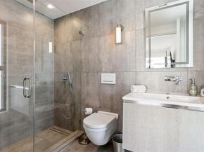 1930 Bay Dr 4, Miami Beach FL 33141