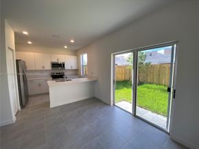 2609 SE 11th St, Homestead FL 33035