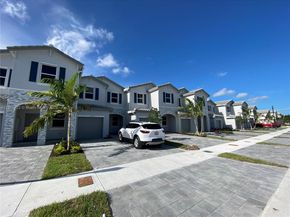 2609 SE 11th St, Homestead FL 33035