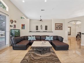 5297 SW 34th Way, Hollywood FL 33312